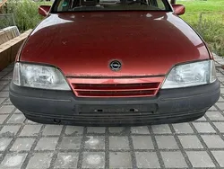 Andere außenfarben Gebraucht 1986 Opel Omega Limousine | 2.490 €