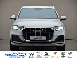 Gletscherweiß (metallic) Gebraucht 2019 Audi Q7 S-Line SUV | 51.960 € (Teuer)