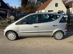 Silber Gebraucht 2001 Mercedes A160 Classic Van / Kleinbus | 1.000 € (Superpreis)