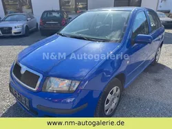 Dynamicblau Gebraucht 2006 Skoda Fabia Cool Edition Limousine | 890 € (Guter Preis)