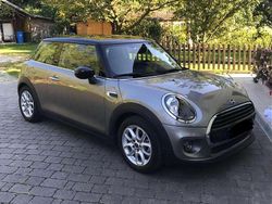 Grau Gebraucht 2020 Mini Cooper Kleinwagen | 16.500 € (Fairer Preis)
