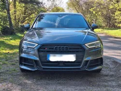 Grau Gebraucht 2017 Audi S3 Ambiente Kleinwagen | 27.000 € (Fairer Preis)