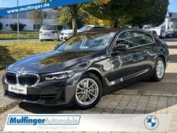 Grau Gebraucht 2022 BMW 530 Sport Line Limousine | 39.490 € (Superpreis)