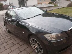 Schwarz Gebraucht 2006 BMW 325 Sport Line Limousine | 6.450 € (Fairer Preis)