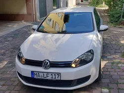Weiß Gebraucht 2009 VW Golf VI Trendline Limousine | 2.500 € (Guter Preis)