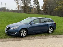 Blau Gebraucht 2016 Opel Insignia Kombi | 8.500 € (Fairer Preis)