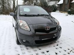 Grau Gebraucht 2009 Toyota Yaris Sol Limousine | 2.250 € (Superpreis)