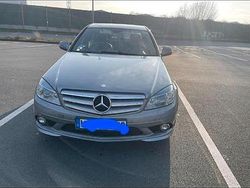 Grau Gebraucht 2007 Mercedes C200 Limousine | 3.800 € (Fairer Preis)