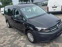 Schwarz Gebraucht 2016 VW Caddy Maxi Van / Kleinbus | 12.000 € (Teuer)