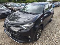 Dark Gebraucht 2017 Toyota RAV4 Edition-S SUV | 11.370 € (Superpreis)