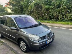 Gebraucht 2004 Renault Scénic II Privilege Van / Kleinbus | 2.900 € (Etwas zu teuer)