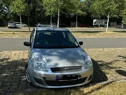 Silber Gebraucht 2007 Ford Fiesta Fun X Kleinwagen | 2.000 € (Fairer Preis)