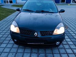 Schwarz Gebraucht 2003 Renault Clio II Kleinwagen | 900 € (Guter Preis)