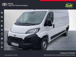 Ice white (weiß) Gebraucht 2024 Toyota Proace Van / Kleinbus | 31.480 € (Superpreis)