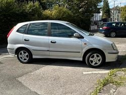Silber Gebraucht 2004 Nissan Almera Acenta+ Kombi | 1.850 € (Fairer Preis)
