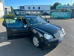 Schwarz Gebraucht 2006 Mercedes C220 Kombi | 3.999 € (Fairer Preis)