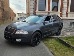 Grau Gebraucht 2008 Skoda Octavia Elegance Kombi | 2.200 € (Fairer Preis)