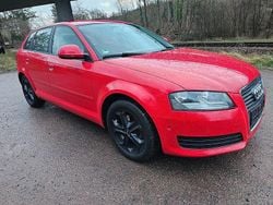 Rot Gebraucht 2010 Audi A3 Attraction Limousine | 5.490 € (Fairer Preis)