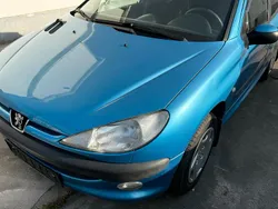 Blau Gebraucht 1999 Peugeot 206 Kleinwagen | 1.499 €