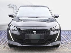 Schwarz metallic Gebraucht 2021 Peugeot e-208 Allure Kleinwagen | 17.460 € (Fairer Preis)