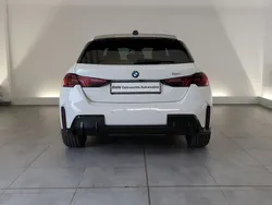Alpinweiss uni Gebraucht 2024 BMW 120 M Sport Kleinwagen | 32.640 €