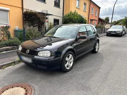 Schwarz Gebraucht 2000 VW Golf IV Limousine | 1.999 € (Etwas zu teuer)