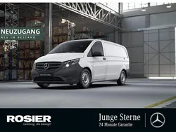 Weiss / arktikweiss Gebraucht 2023 Mercedes Vito Van / Kleinbus | 32.071 € (Fairer Preis)
