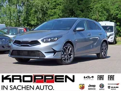 Silber Neu 2025 Kia Ceed 4 Limousine | 24.990 € (Guter Preis)