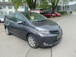 Grey metallic Gebraucht 2012 Toyota Yaris Life Kleinwagen | 11.450 € (Etwas zu teuer)