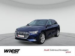 Navarrablau metallic Gebraucht 2022 Audi e-tron Advanced Plus SUV | 41.890 € (Fairer Preis)