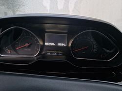 Schwarz Gebraucht 2013 Peugeot 208 Kleinwagen | 4.900 € (Fairer Preis)