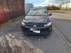 Schwarz Gebraucht 2019 VW Golf Sportsvan Trendline Van / Kleinbus | 13.900 € (Etwas zu teuer)