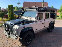 Weiß Gebraucht 2009 Land Rover Defender SUV | 39.900 € (Teuer)