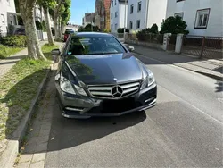 Grau Gebraucht 2013 Mercedes E250 AMG line Coupé | 18.000 € (Fairer Preis)