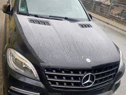 Schwarz Gebraucht 2013 Mercedes ML350 SUV | 19.000 €