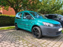 Grün Gebraucht 2011 VW Caddy Van / Kleinbus | 10.800 € (Teuer)