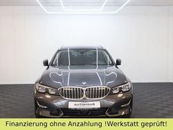 Grau Gebraucht 2020 BMW 320 Luxury Line Limousine | 25.990 € (Fairer Preis)