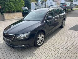 Cerna magic/black magic Gebraucht 2015 Skoda Superb Best of Kombi | 7.490 € (Guter Preis)