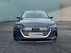 Blau Gebraucht 2022 Audi e-tron Sportback Advanced Plus SUV | 40.750 € (Guter Preis)