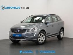 Grau Gebraucht 2016 Volvo XC60 Kinetic SUV | 18.990 € (Fairer Preis)