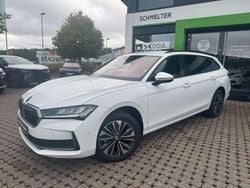 Weiß Neu 2025 Skoda Superb Selection Kombi | 38.991 € (Guter Preis)