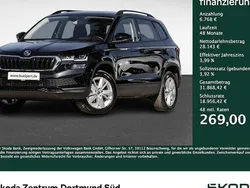 Schwarzmagic perleffekt Gebraucht 2024 Skoda Karoq Selection SUV | 34.711 € (Guter Preis)