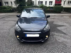 Grau Gebraucht 2014 Mitsubishi Space Star Kleinwagen | 3.150 €