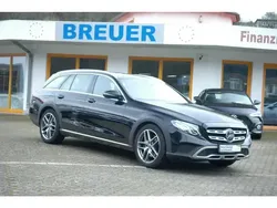 Schwarz Gebraucht 2019 Mercedes E220 Limousine | 28.917 € (Guter Preis)