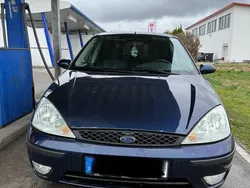 Blau Gebraucht 2002 Ford Focus Kleinwagen | 300 € (Superpreis)