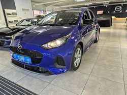 Glass blue Gebraucht 2024 Mazda 2 Exclusive-Line Kleinwagen | 23.990 € (Teuer)