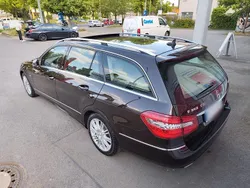 Braun Gebraucht 2010 Mercedes E350 Elegance Kombi | 11.000 € (Fairer Preis)