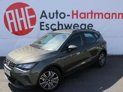 Kliffgrau Gebraucht 2024 Seat Arona Style SUV | 22.480 € (Fairer Preis)