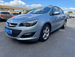 Silber Gebraucht 2015 Opel Astra Style Limousine | 6.990 € (Guter Preis)