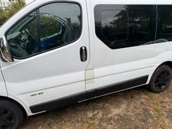 Weiß Gebraucht 2005 Renault Clio Van / Kleinbus | 3.000 €